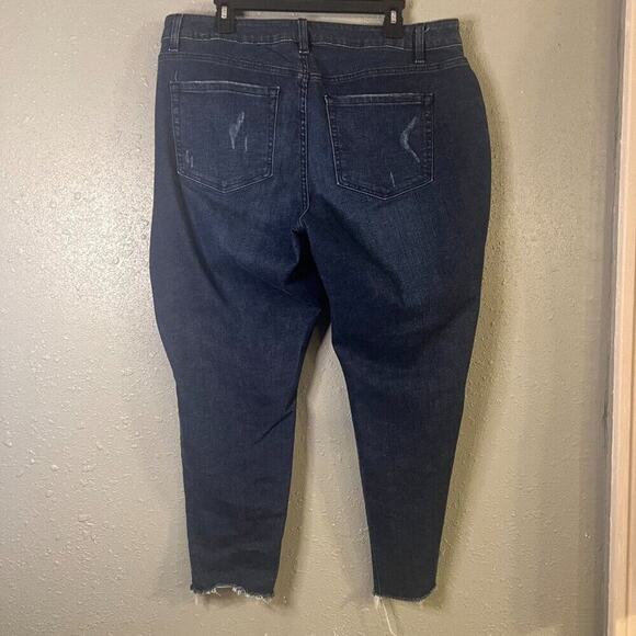 Lane Bryant Skinny Jeans Dark Wash Distressed Denim 18 Regular Retro 90s Feminin - Picture 2 of 10